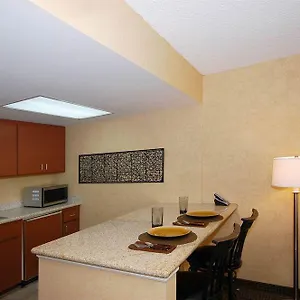 Quality & Downtown Hotel